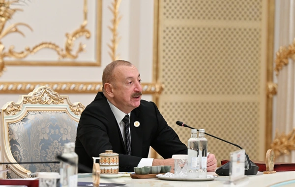 Ильхам Алиев выступил на заседании Совета глав государств СНГ в узком составе в Душанбе