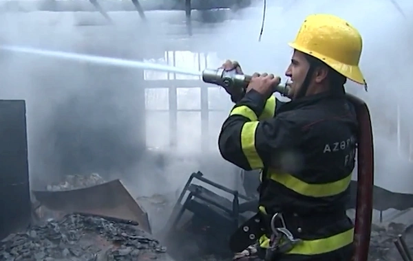 Göyçayda güclü YANĞIN: Dörd ailənin evi külə döndü