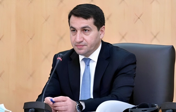 Hikmət Hacıyev: C5+1 formatına qoşulmaq Azərbaycanın öz köklərinə qayıtması deməkdir