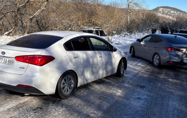 Движение на трассе Баку - Шамахы - Евлах полностью остановлено