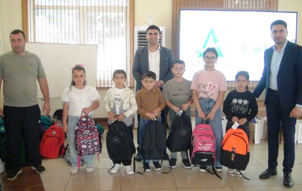 "Azərşəkər"dən kiçik məktəblilərə böyük sevinc