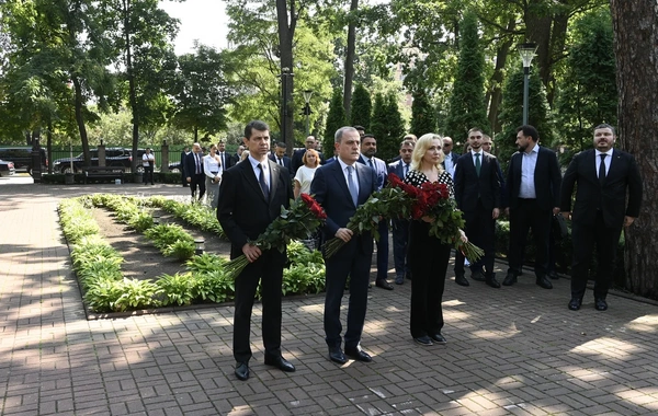 Ceyhun Bayramov İrpendə Azərbaycanın dəstəyi ilə bərpa olunan obyektlərdə olub