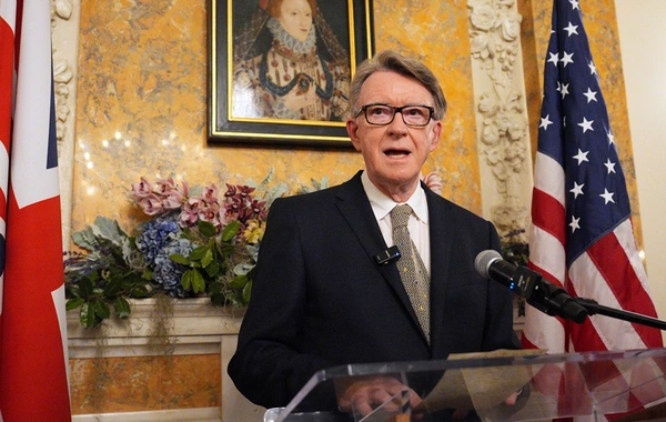 Britaniyanın ABŞ-dəki keçmiş səfiri Epşteyn işi üzrə saxlanıldı