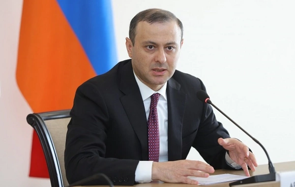 Armen Qriqoryan Azərbaycanın vətəndaş cəmiyyəti nümayəndələri ilə görüşüb