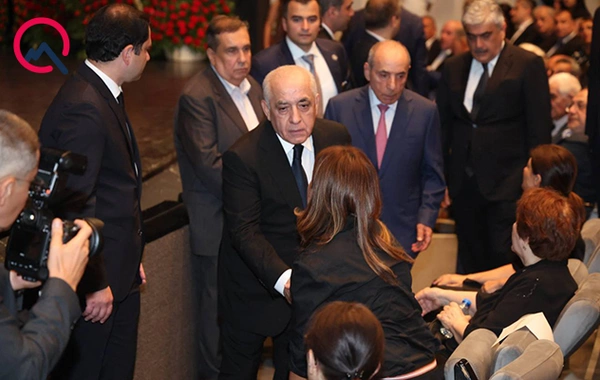 Vida mərasiminə Əli Əsədov da qatıldı