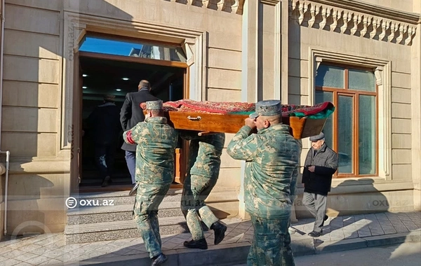 Milli Qəhrəman Şahin Tağıyev dəfn edilir