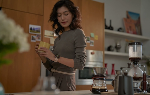 HUAWEI WATCH 5 - Smart saatlarda intuitiv smart idarəetmə