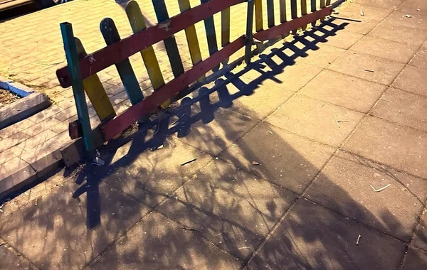 Bakıda uşaqların əylənməsi üçün nəzərdə tutulan park onların həyatı üçün təhlükəli hal alıb