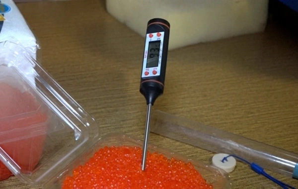 Bakıdakı bazarlardan birində balıq kürüsü satışında ciddi nöqsanlar aşkarlanıb