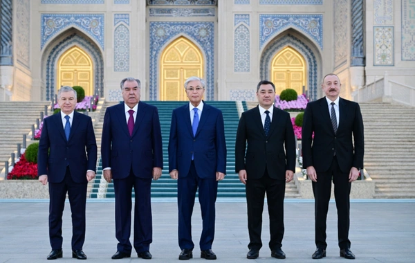 President Ilham Aliyev visited the Center for Islamic Civilization in Tashkent