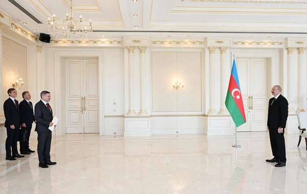 İlham Əliyev Danimarka səfirinin etimadnaməsini qəbul edib