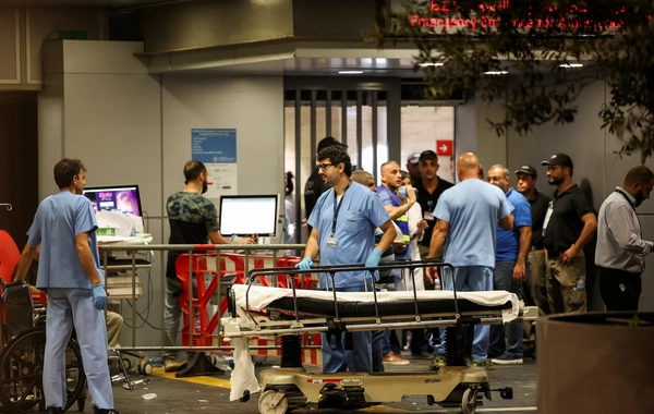 İsrail KİV: Müharibə dövründə 7740 nəfər xəstəxana yerləşdirilib, 104 nəfərin müalicəsi davam edir