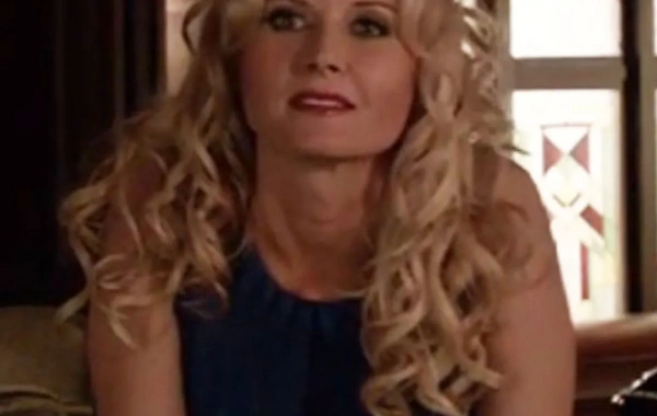 51 yaşlı aktrisa xərçəngdən vəfat etdi