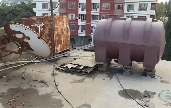 Binaların damındakı su çənlərinin götürülməsi gözləntiləri doğrultdu?