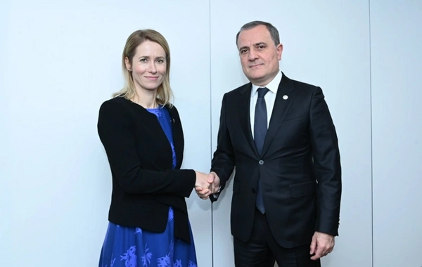 Ceyhun Bayramov Kaya Kallasla regional məsələləri müzakirə edib