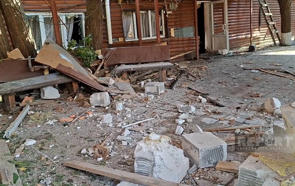 Kiyevdə Rusiyanın hücumu nəticəsində azərbaycanlıya məxsus restoran dağılıb