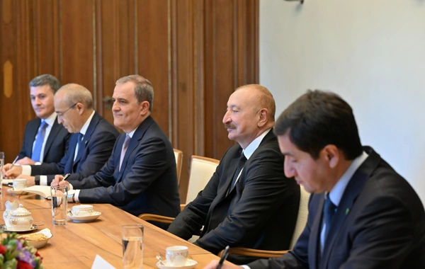 Azərbaycan və Almaniya prezidentlərinin geniş tərkibdə görüşü olub