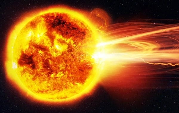 На Солнце произошла одна из самых мощных солнечных вспышек 2025 года
