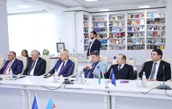 Azərbaycanın ilk beynəlxalq kardiologiya jurnalı – Journal of Heart Disease and Therapy – 3-cü nömrəsini təqdim edilib