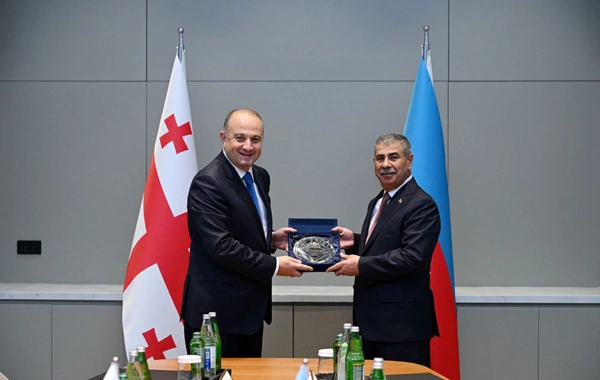 Azərbaycan və Gürcüstan müdafiə nazirləri Şuşada görüş keçirib