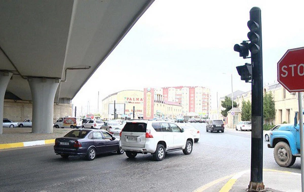 Masazırda yol çöküb