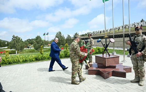 XTQ-nin Aprel şəhidlərinin xatirəsi ehtiramla yad olunub