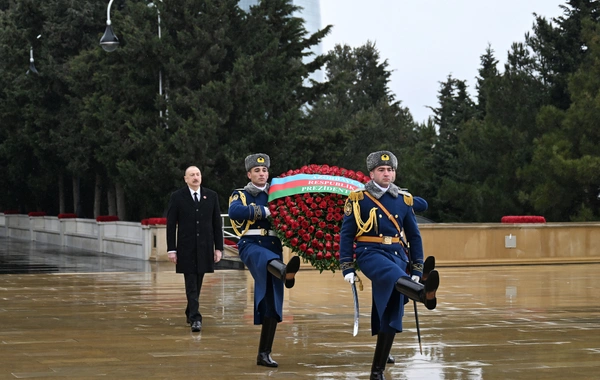 Президент Ильхам Алиев почтил память шехидов 20 января
