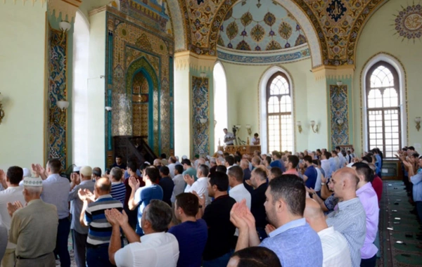 The time for the holiday prayer has been announced