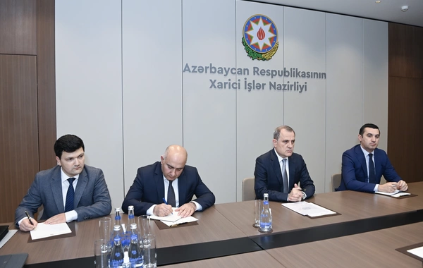 Ceyhun Bayramov TDT baş katibini qəbul edib