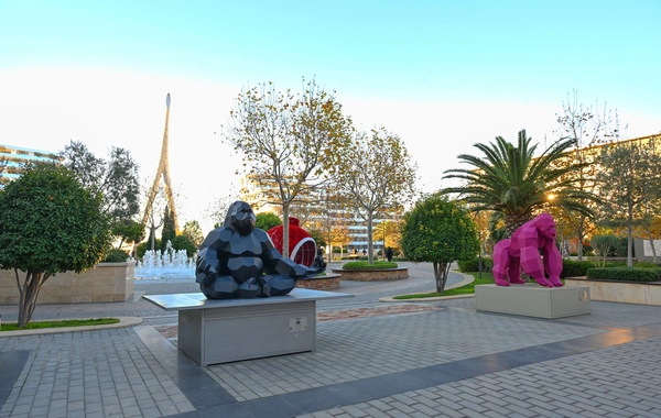 Prezident İlham Əliyev "Bakı Ağ Şəhər"də olub