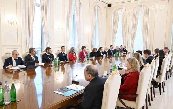 İlham Əliyev ABŞ Ticarət Palatasının nümayəndə heyətini qəbul edib