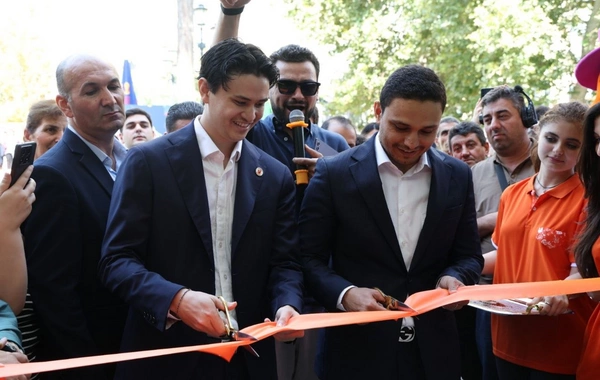 "Popeyes" Azərbaycanda üçüncü ən böyük filialını açdı
