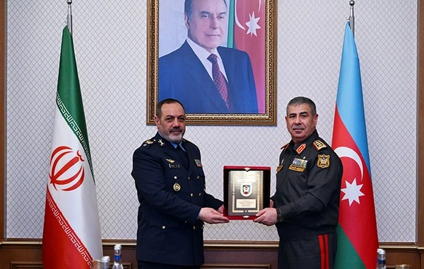 Azərbaycan və İran müdafiə nazirləri Bakıda görüşdülər