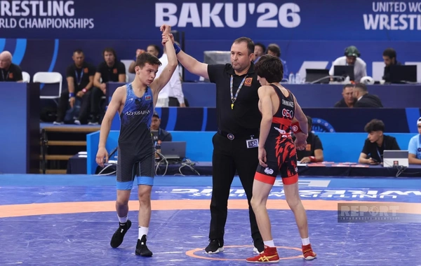 Güləşçi Ömər Salmanov dünya çempionatında Azərbaycana ilk medalı qazandırıb