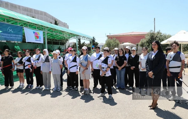 Kamandan oxatma üzrə Azərbaycan birinciliyinin açılış mərasimi keçirilib