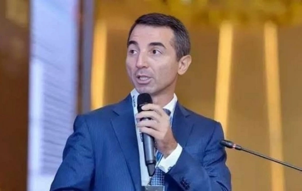 İş adamı Adnan Əhmədzadənin həbs müddəti uzadılıb