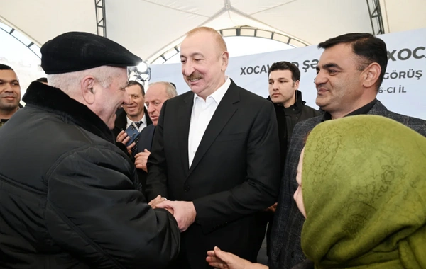 İlham Əliyev Xocavənd şəhər və Xocavənd kənd sakinləri ilə görüşüb