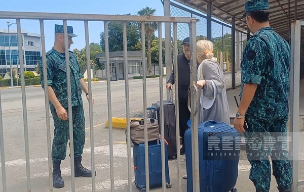 İrandan Azərbaycan vasitəsilə təxliyə edilən əcnəbilərin sayı azalır