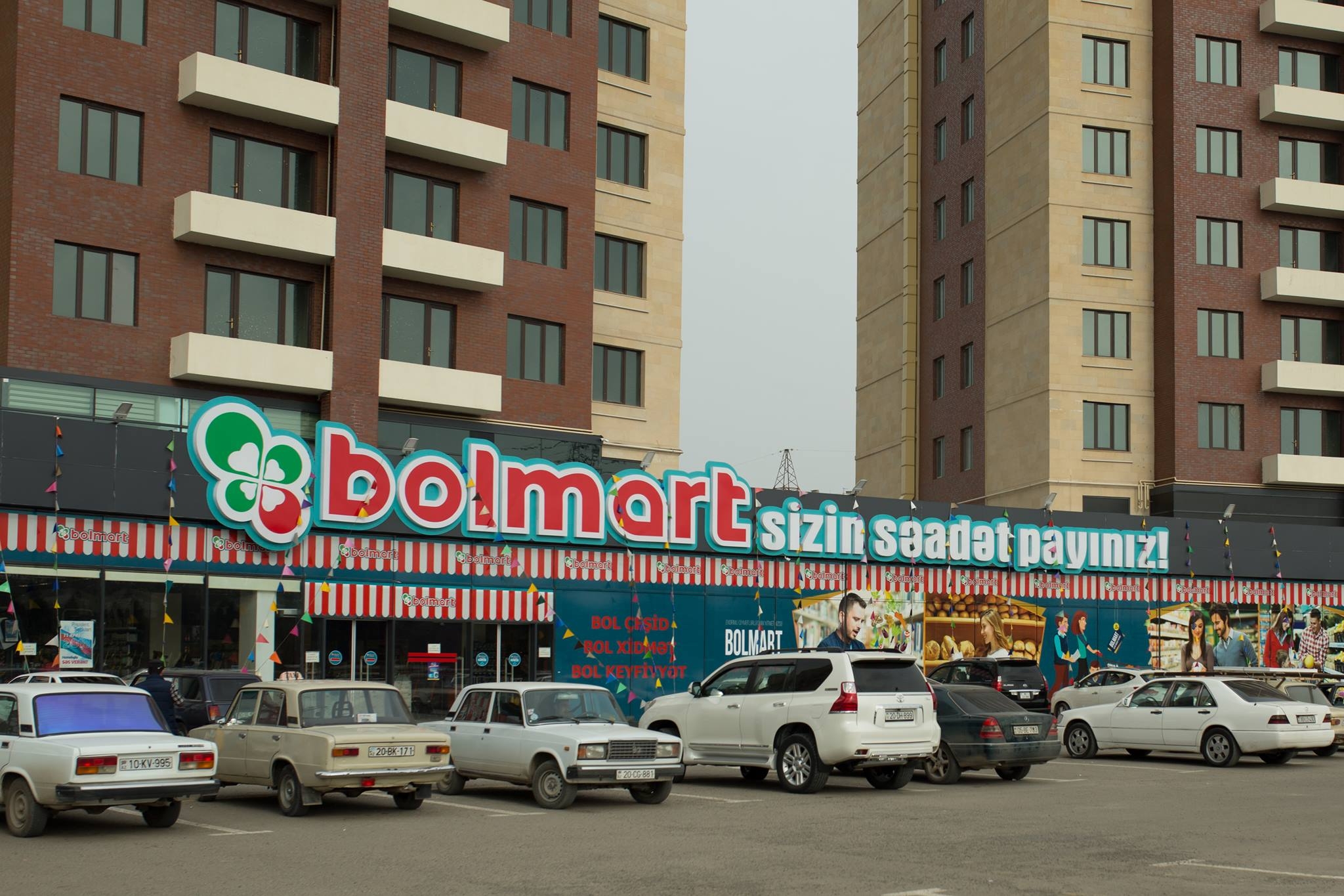 SON DƏQİQƏ: "Bolmart"da partlayış - Bir nəfər yandı