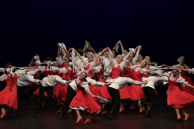 “İqor Moiseyev baleti”nin ifasında Azərbaycan rəqsi (FOTO)