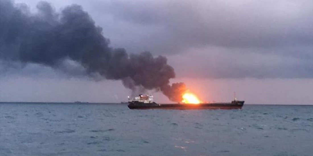 Körfəzdə iki tanker partladı - Neftin qiyməti bahalaşdı