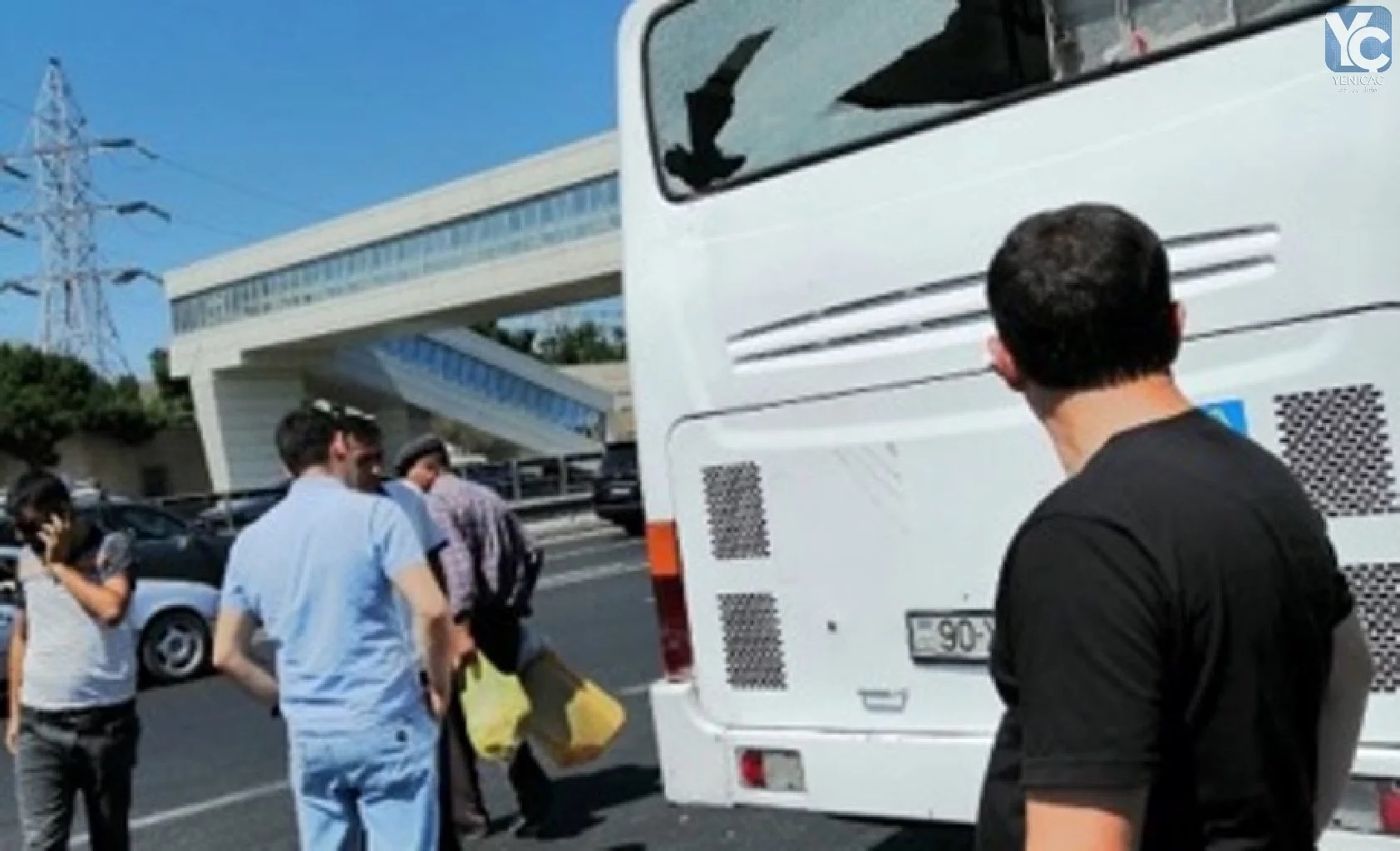SON DƏQİQƏ – Bakıda 2 avtobus toqquşdu – FOTO