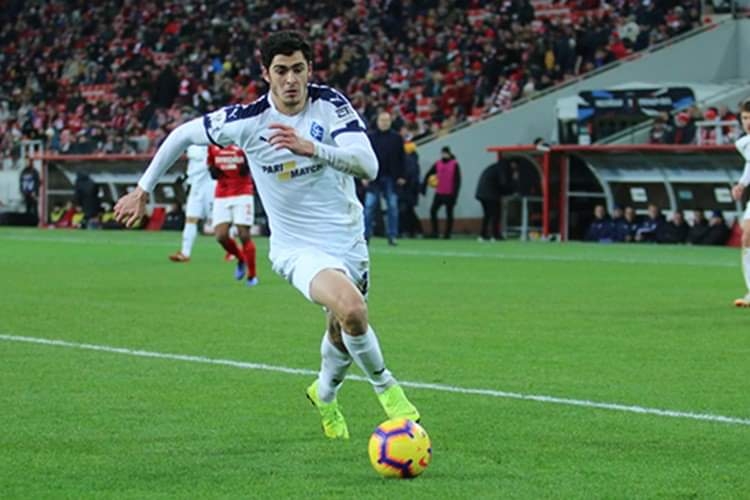 Azərbaycan millisinin futbolçusu "Dinamo"da debüt edib