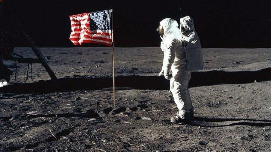 ABŞ kosmonavtları Ayda qoyub gələcək