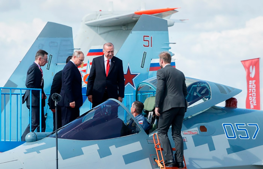 Putin Ərdoğana "Su-57" qırıcısını göstərib - VİDEO
