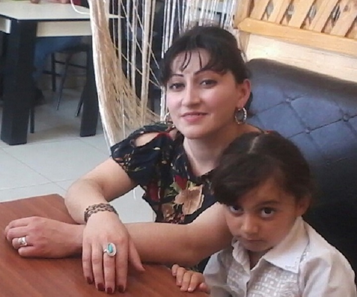 Azərbaycanda müəmma - 32 yaşlı ana azyaşlı qızı ilə birlikdə yoxa çıxdı - FOTO