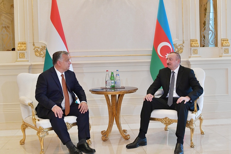 Azərbaycan Prezidenti Macarıstanın Baş Naziri ilə görüşüb - FOTO