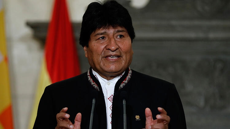 Boliviya prezidenti istefa verib