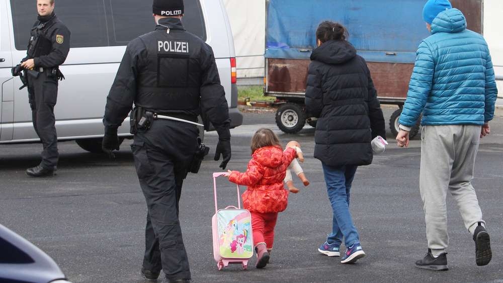 Almaniyadan daha 61 azərbaycanlı deportasiya edildi - RƏSMİ AÇIQLAMA