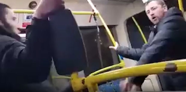 Moskvada avtobusda dəhşətli cinayət - VİDEO